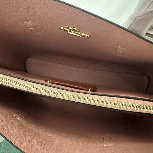 NWT Coach Mollie Tote Bag 25 In Signature Powder Pink CER24 - Picture 6 of 8